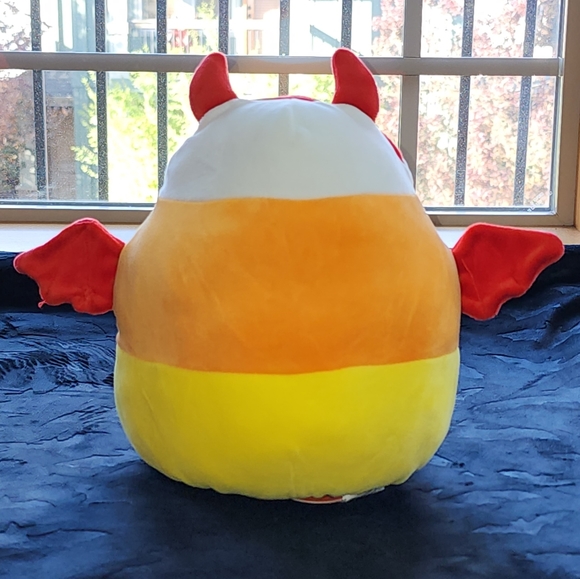 1 Dante & Carah Flip A Mallow By Squishmallow Devil Candy Corn Squishmallow - Picture 4 of 7